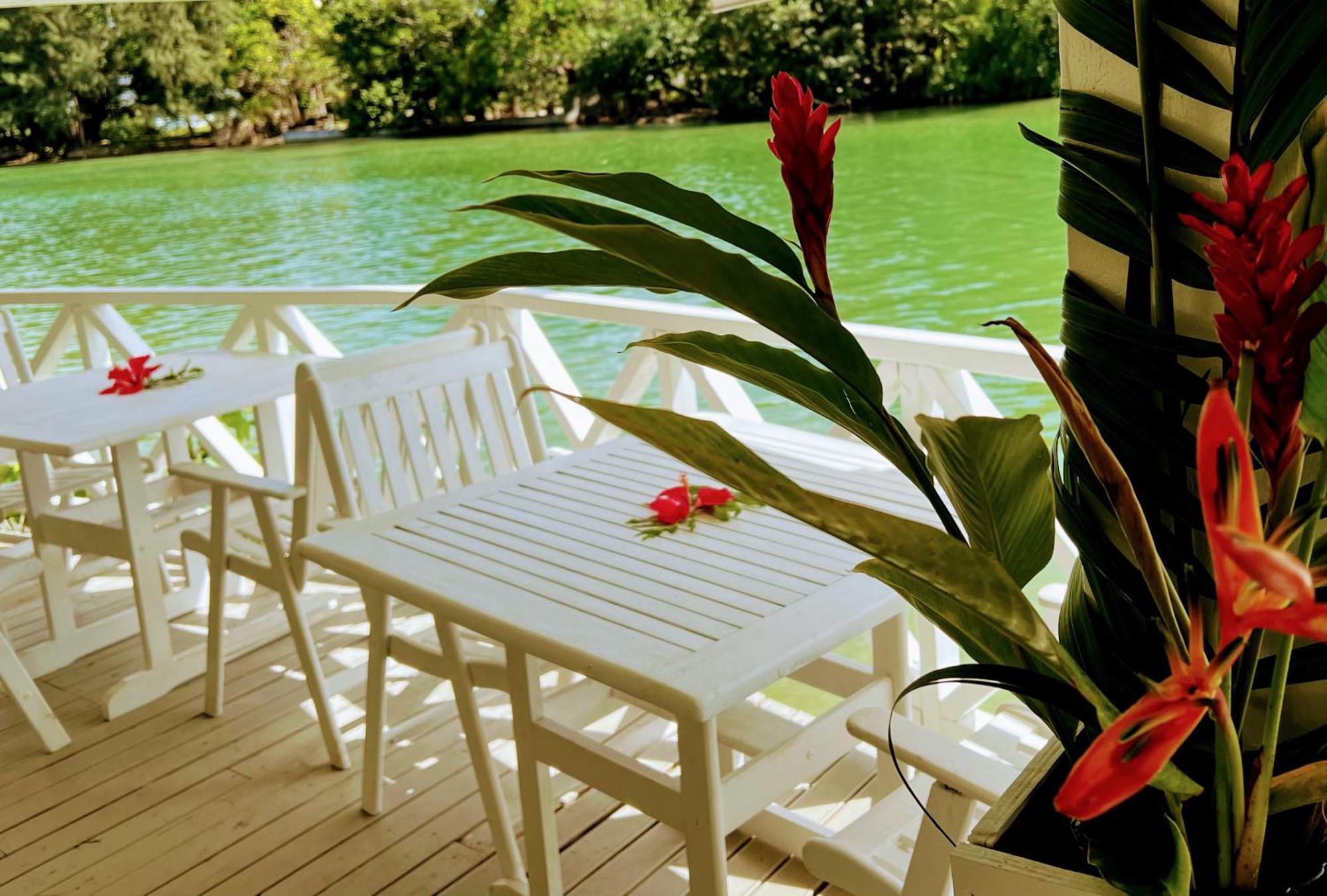 Tropicana Lagoon Apartments Порт-Вила Экстерьер фото